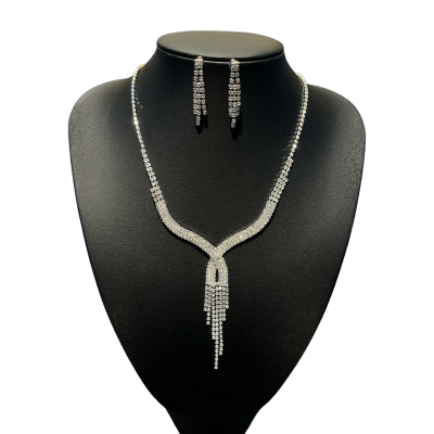 Σετ κολιέ και σκουλαρίκια Lines ασημί 