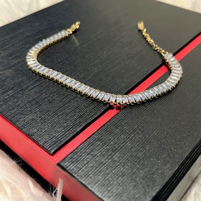 Χρυσό βραχιόλι Circe